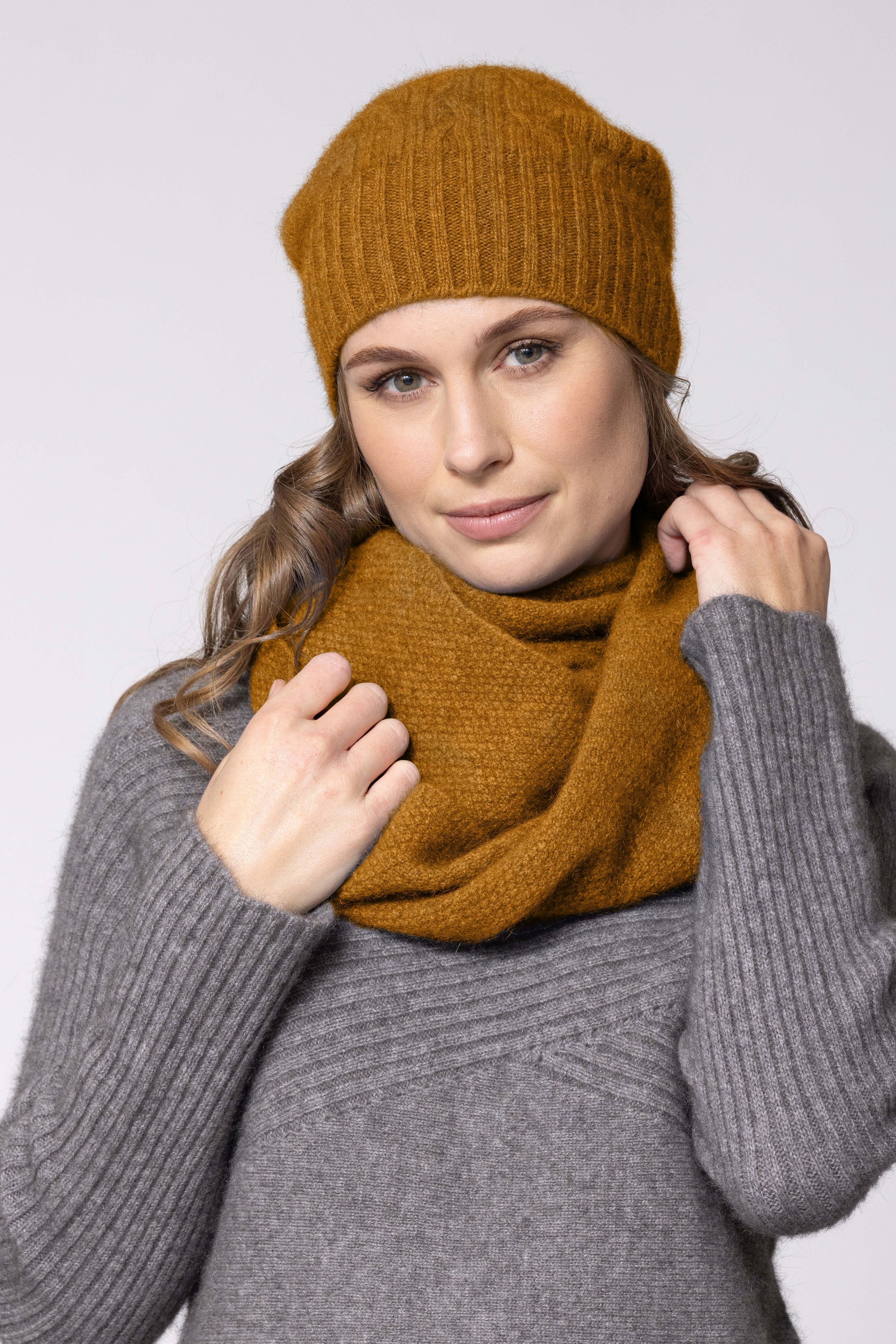 Moss Possum Merino Monti Scarf