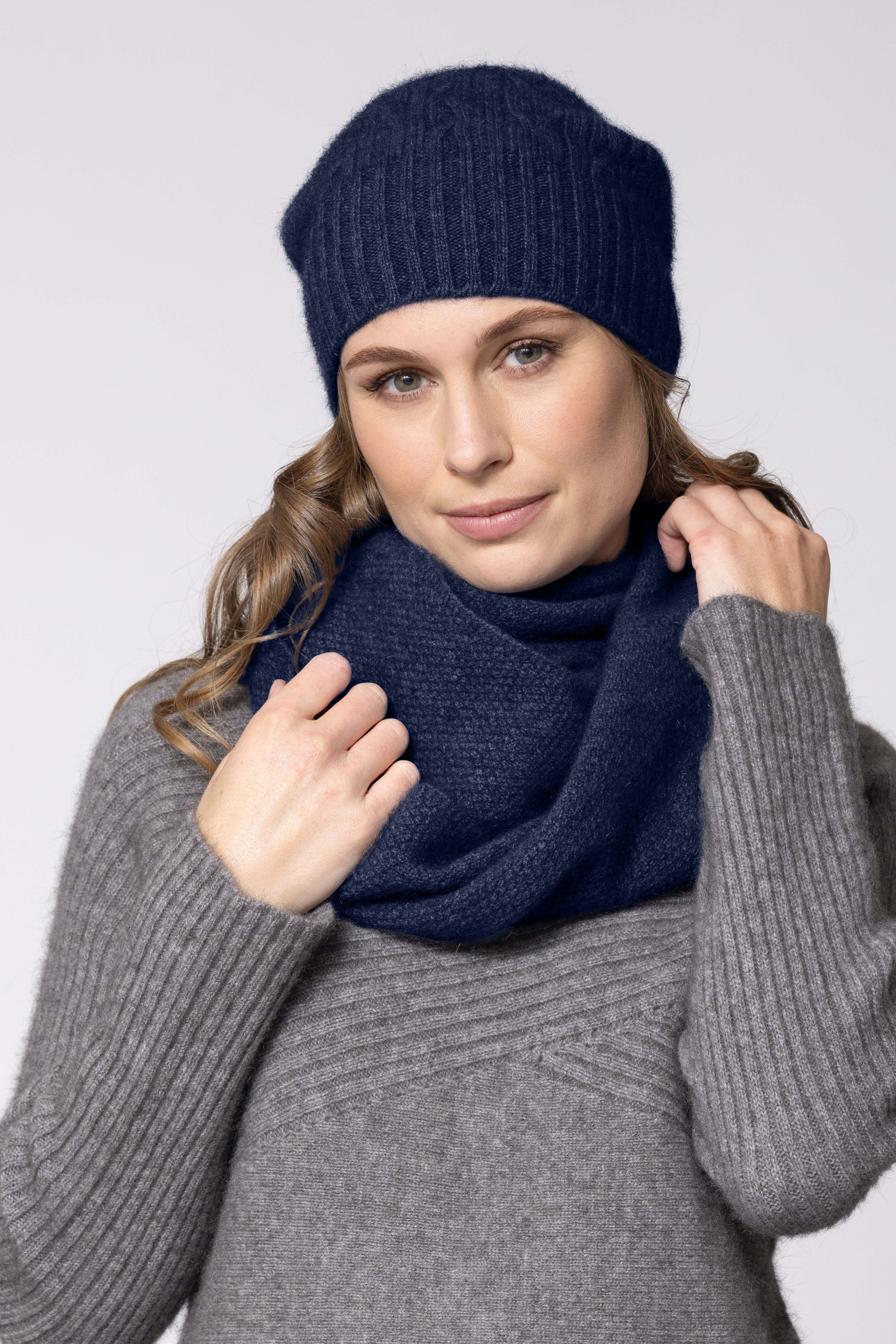 Moss Possum Merino Monti Scarf