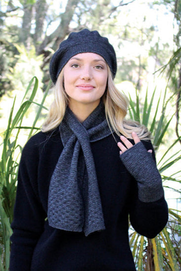Dash Possum Merino Keyhole Scarf