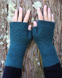 Dash Possum Merino Fingerless Mitten