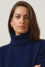 Essential Possum Merino Snood