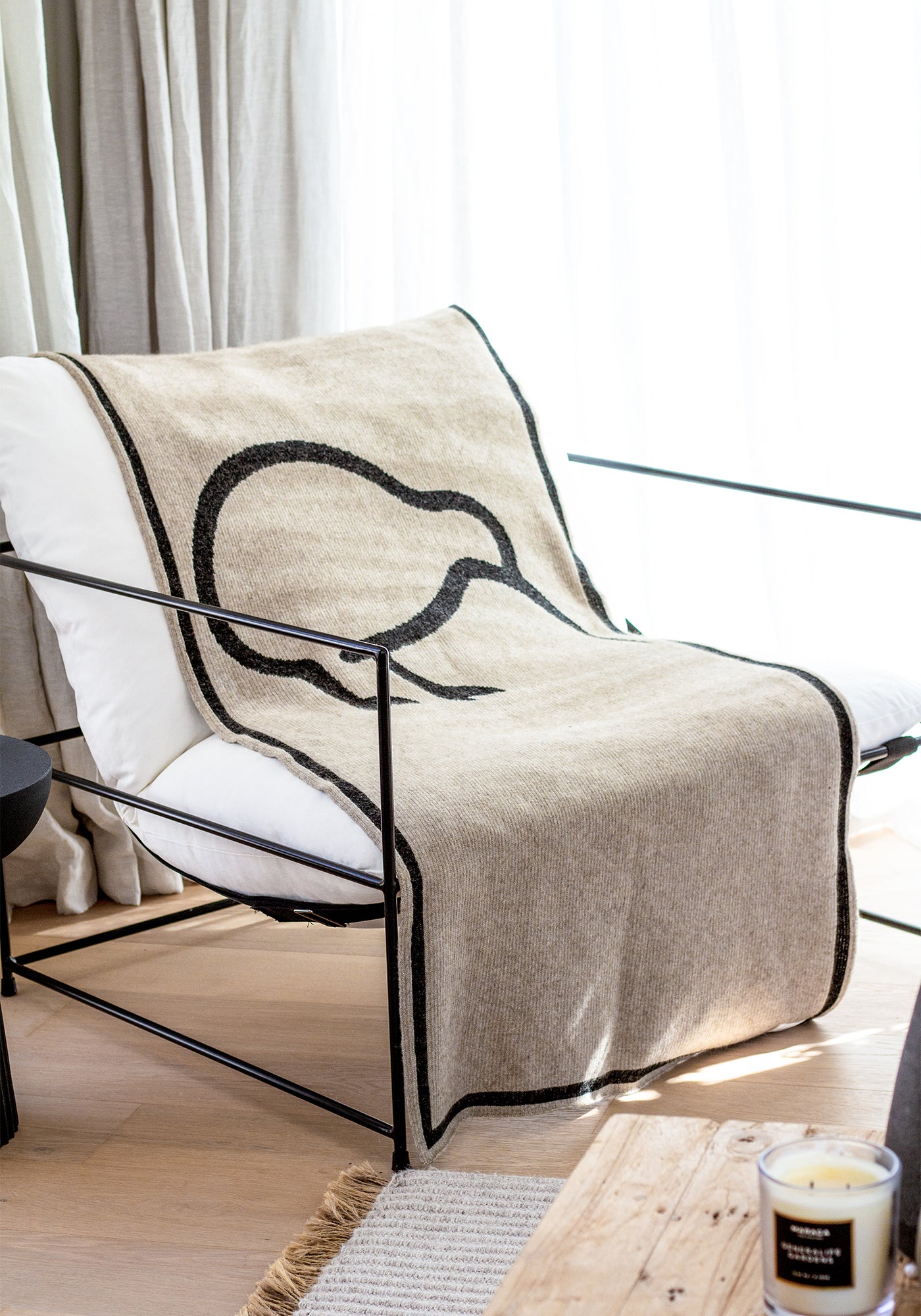Kiwi Possum Merino Throw Main image
