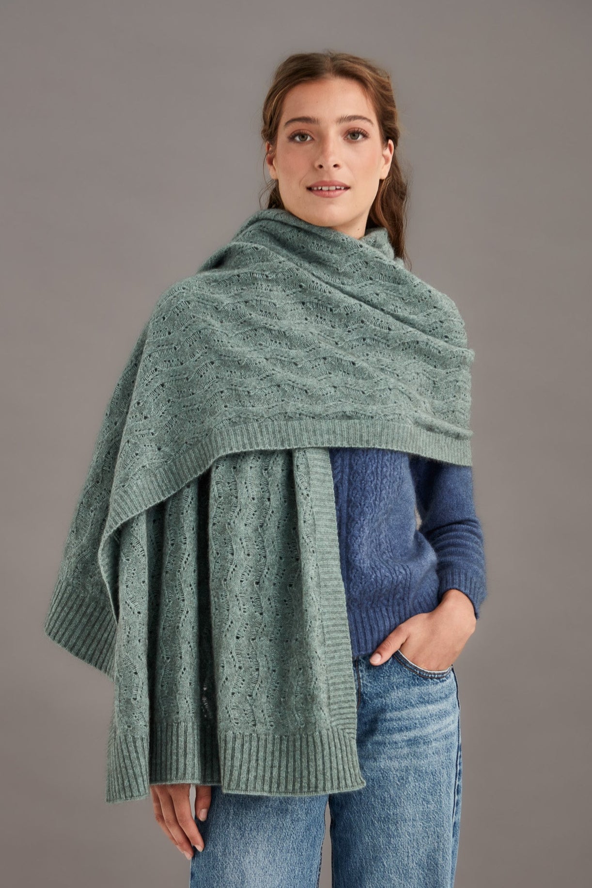 Herringbone Lace Possum Merino Shawl Secondary image