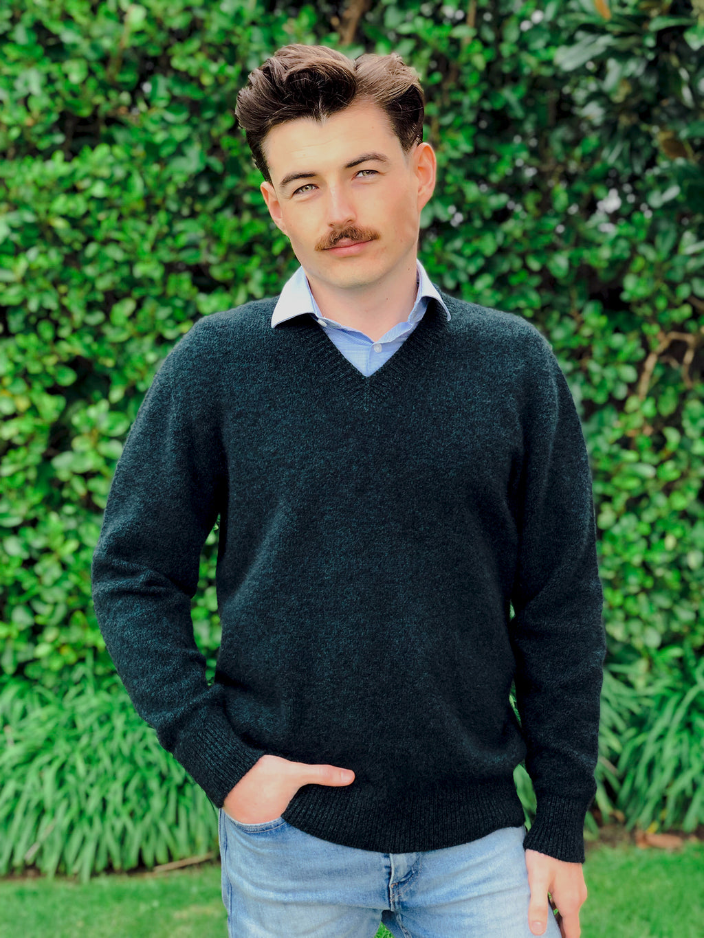 Mens V Neck Possum Merino Jumper