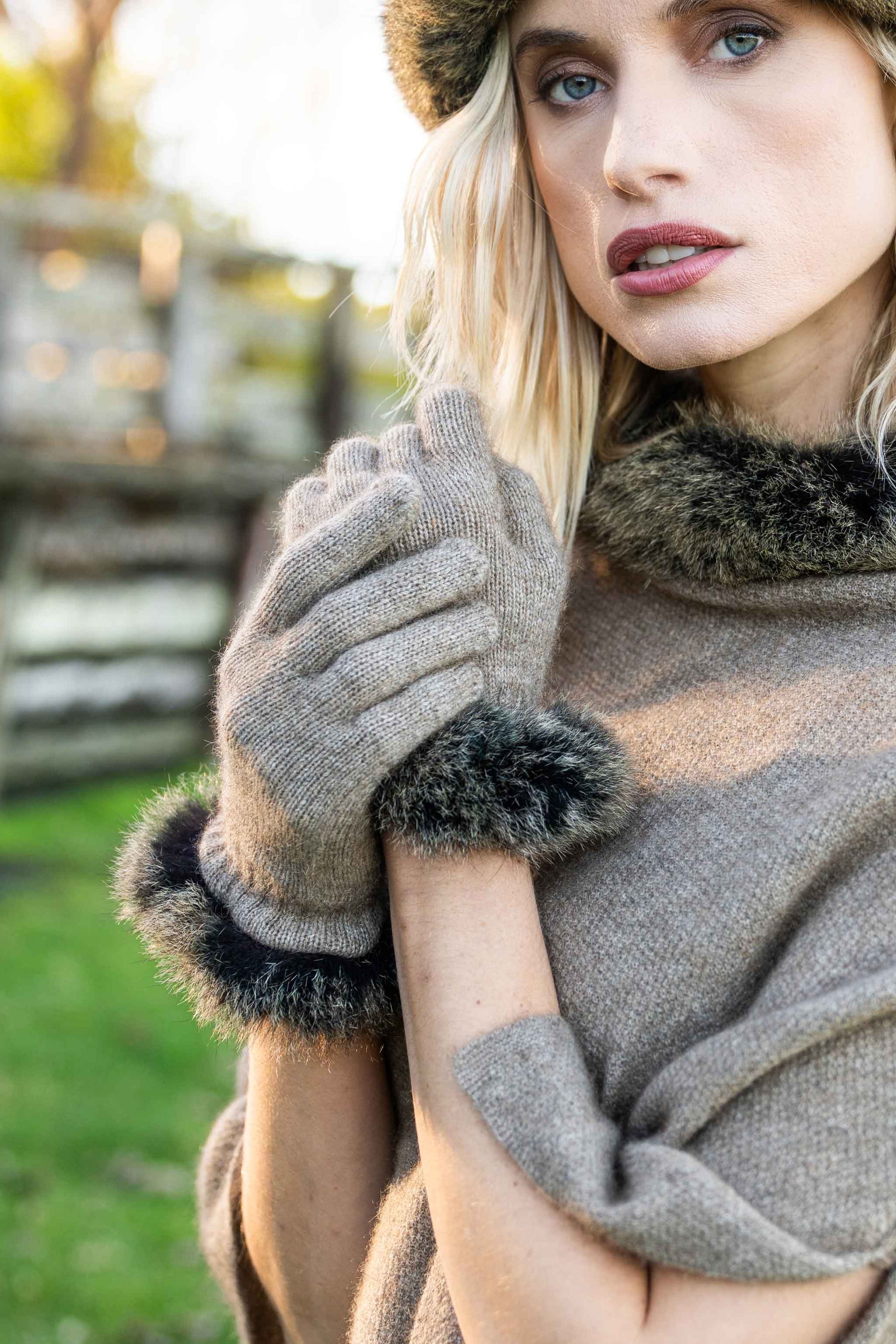 Fur Trim Possum Merino Gloves