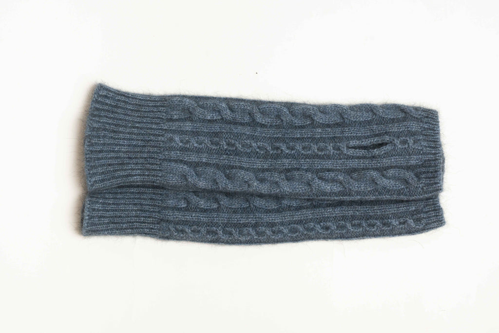 Cable Knit Possum Merino Glovelets