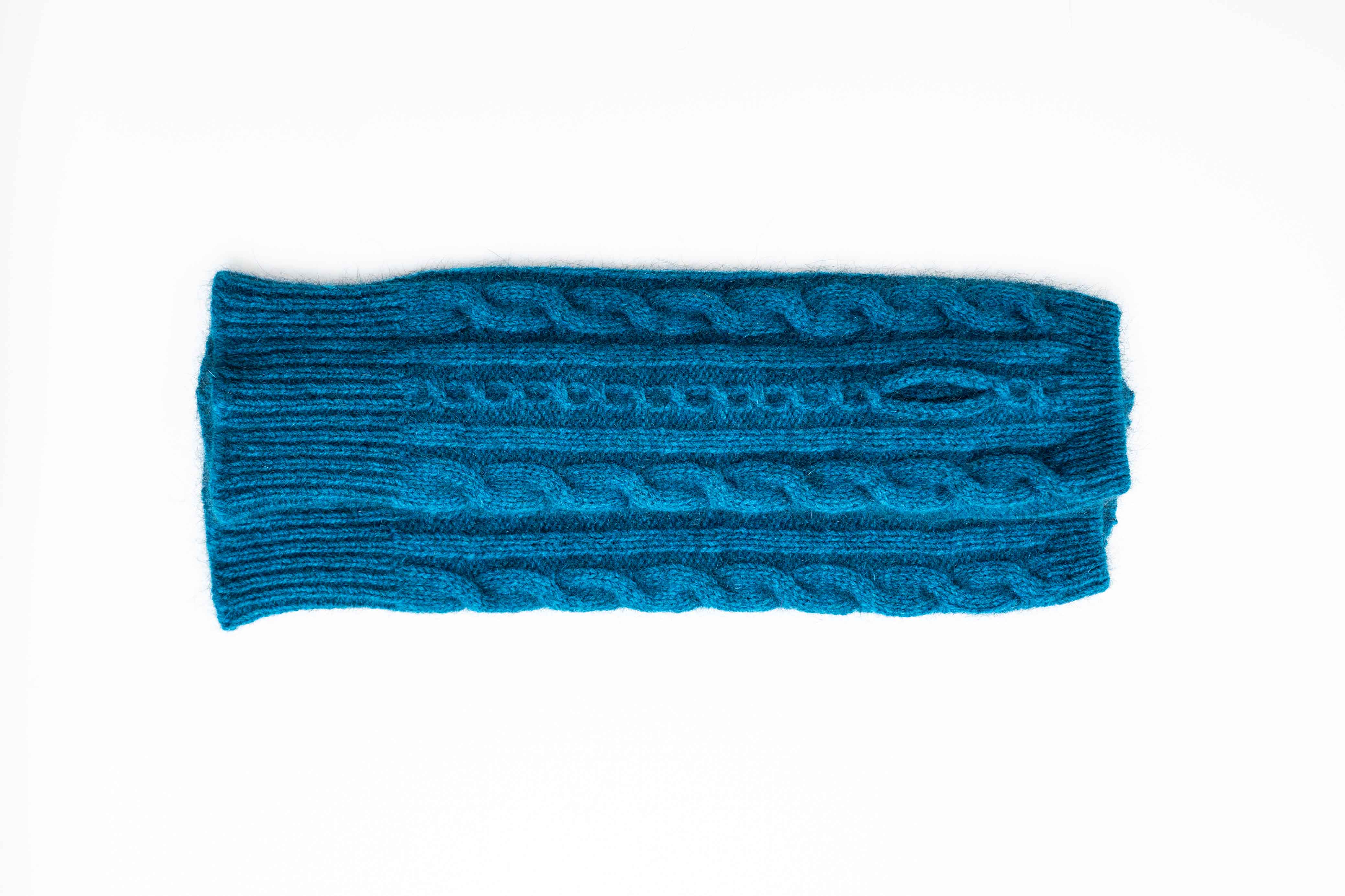 Cable Knit Possum Merino Glovelets Main image