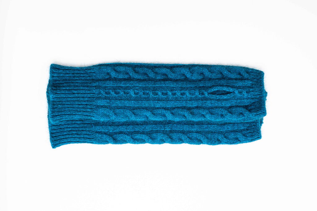 Cable Knit Possum Merino Glovelets