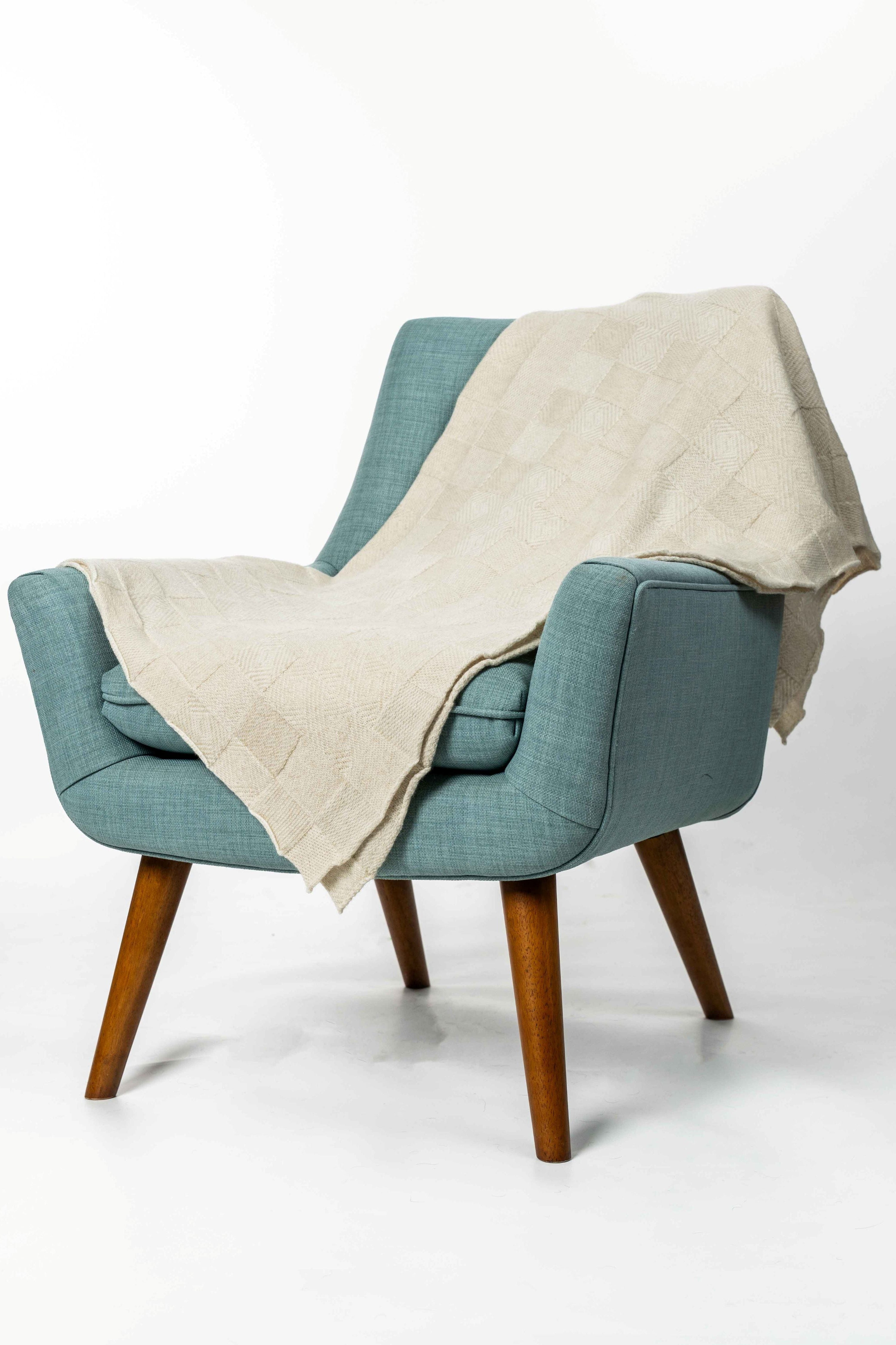 Jacquard Pattern Possum Merino Throw Main image