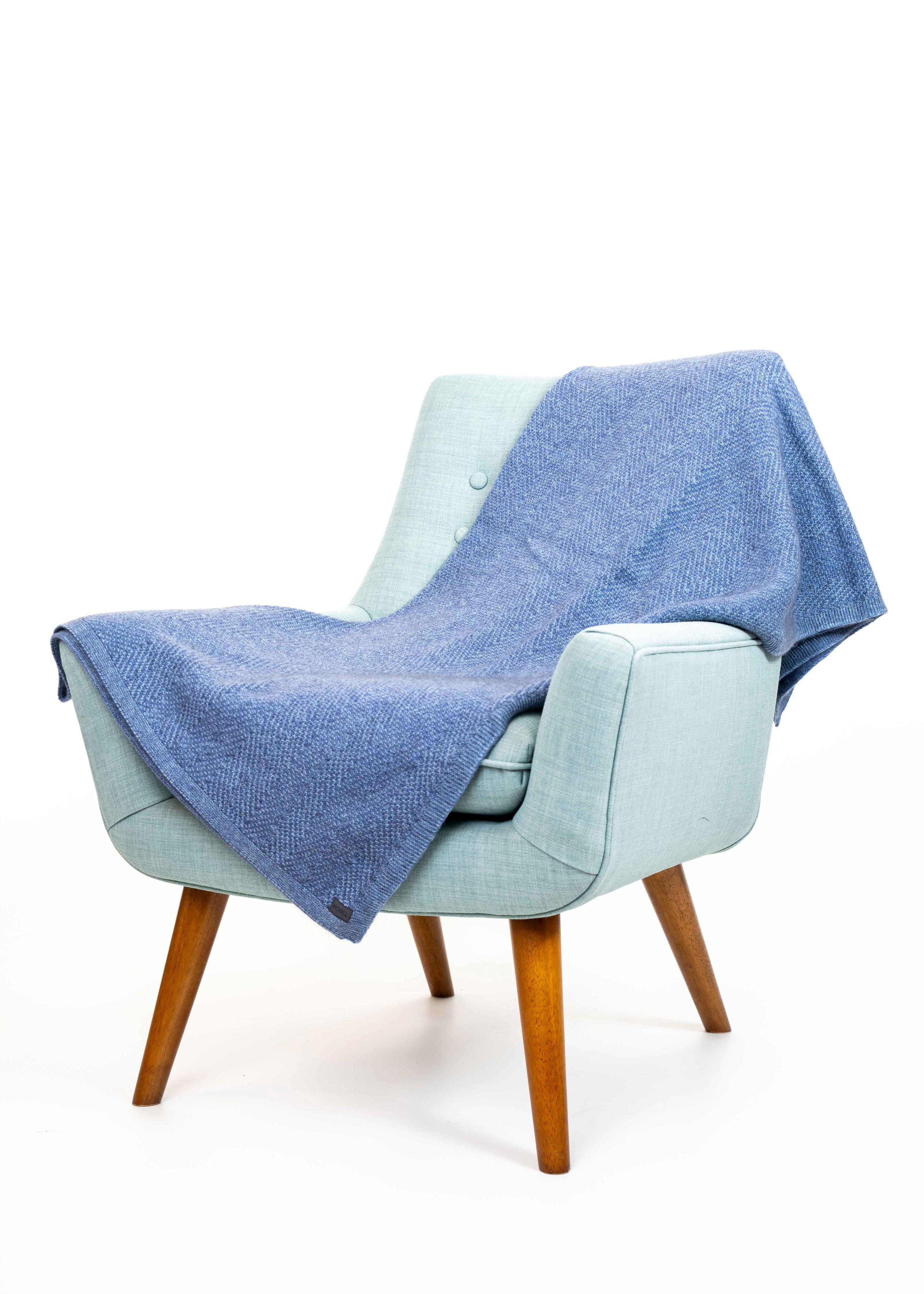 Plated Herringbone Possum Merino Throw