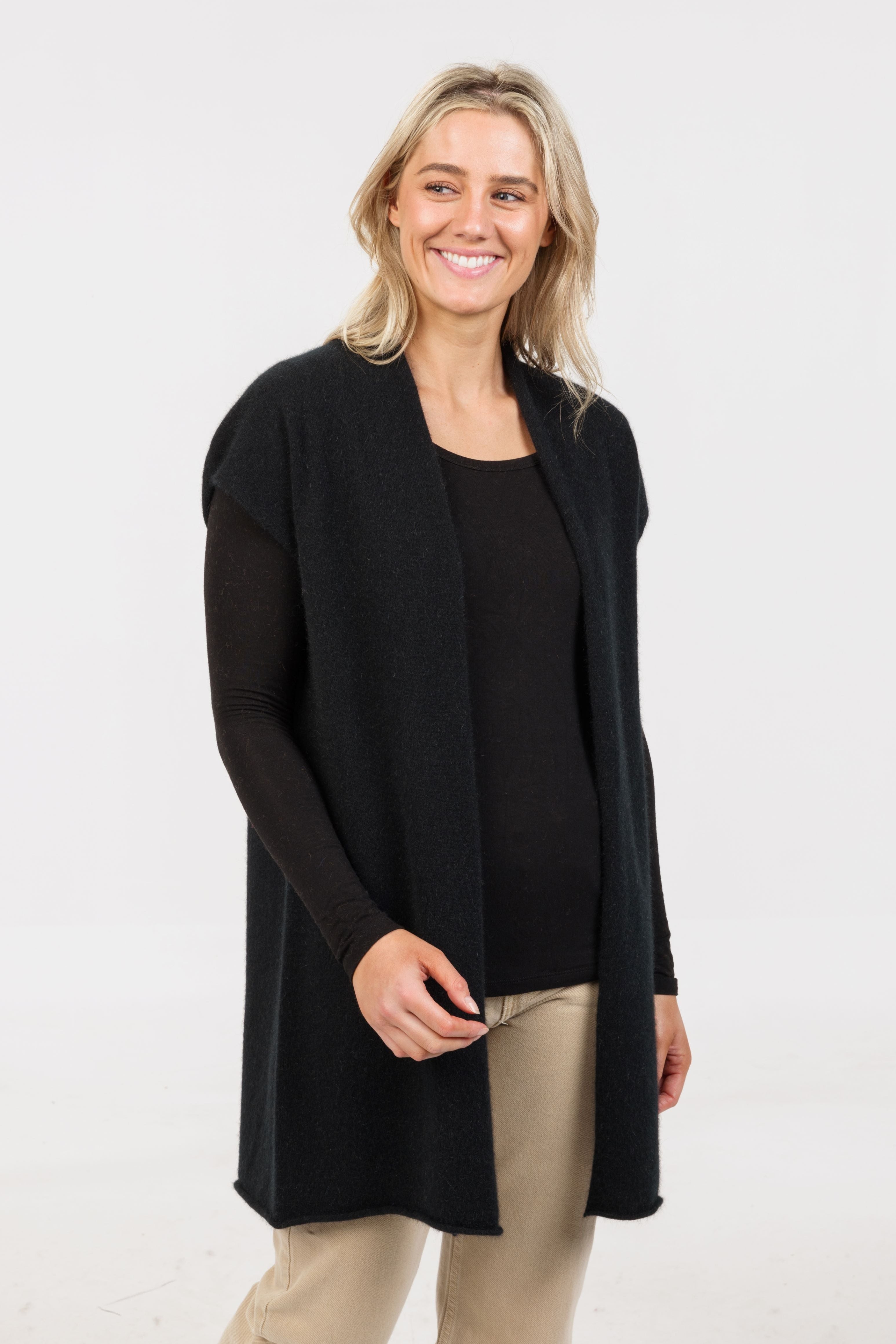 Possum Merino Gillet Secondary image