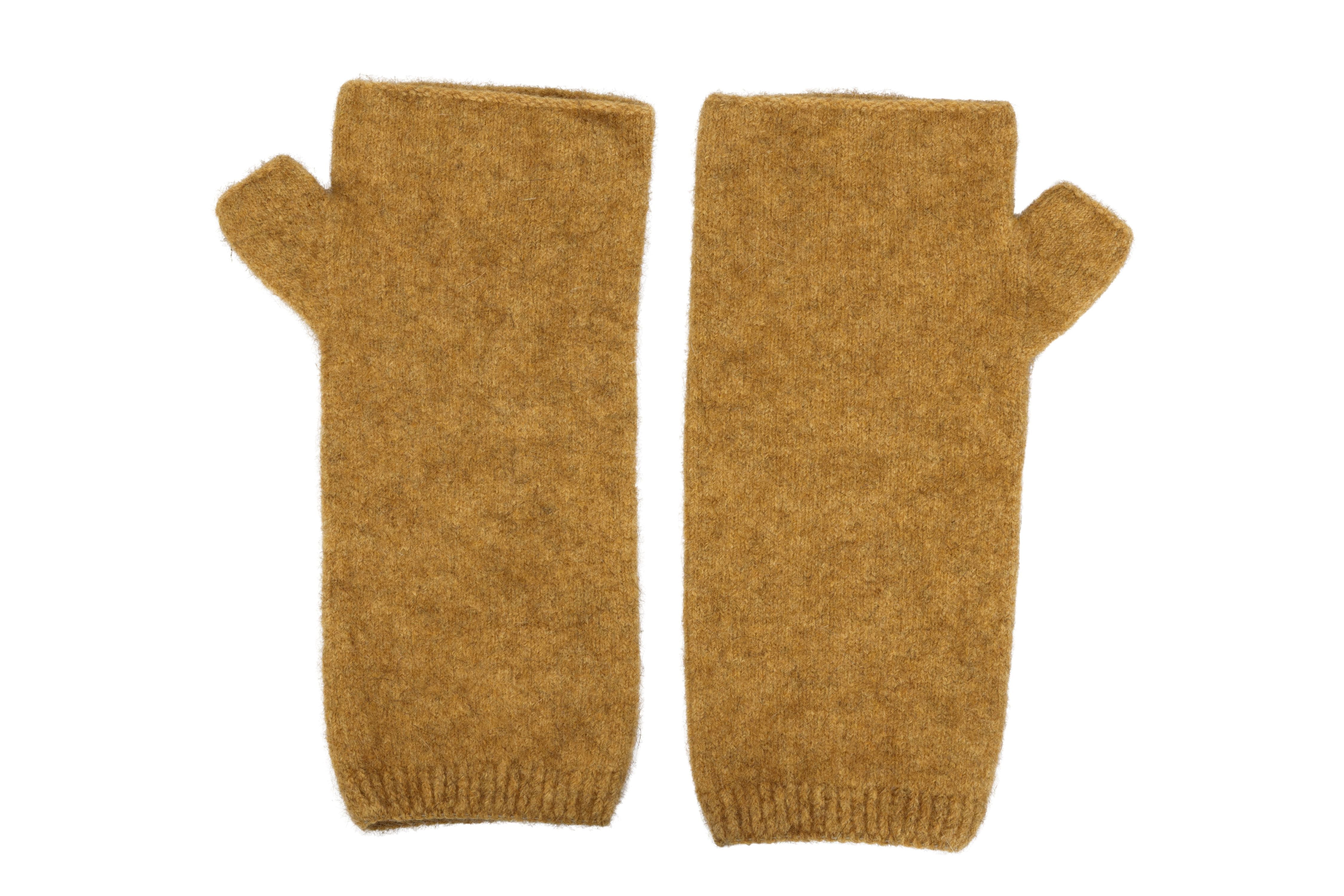 Short Possum Merino Wrist Warmer Main image