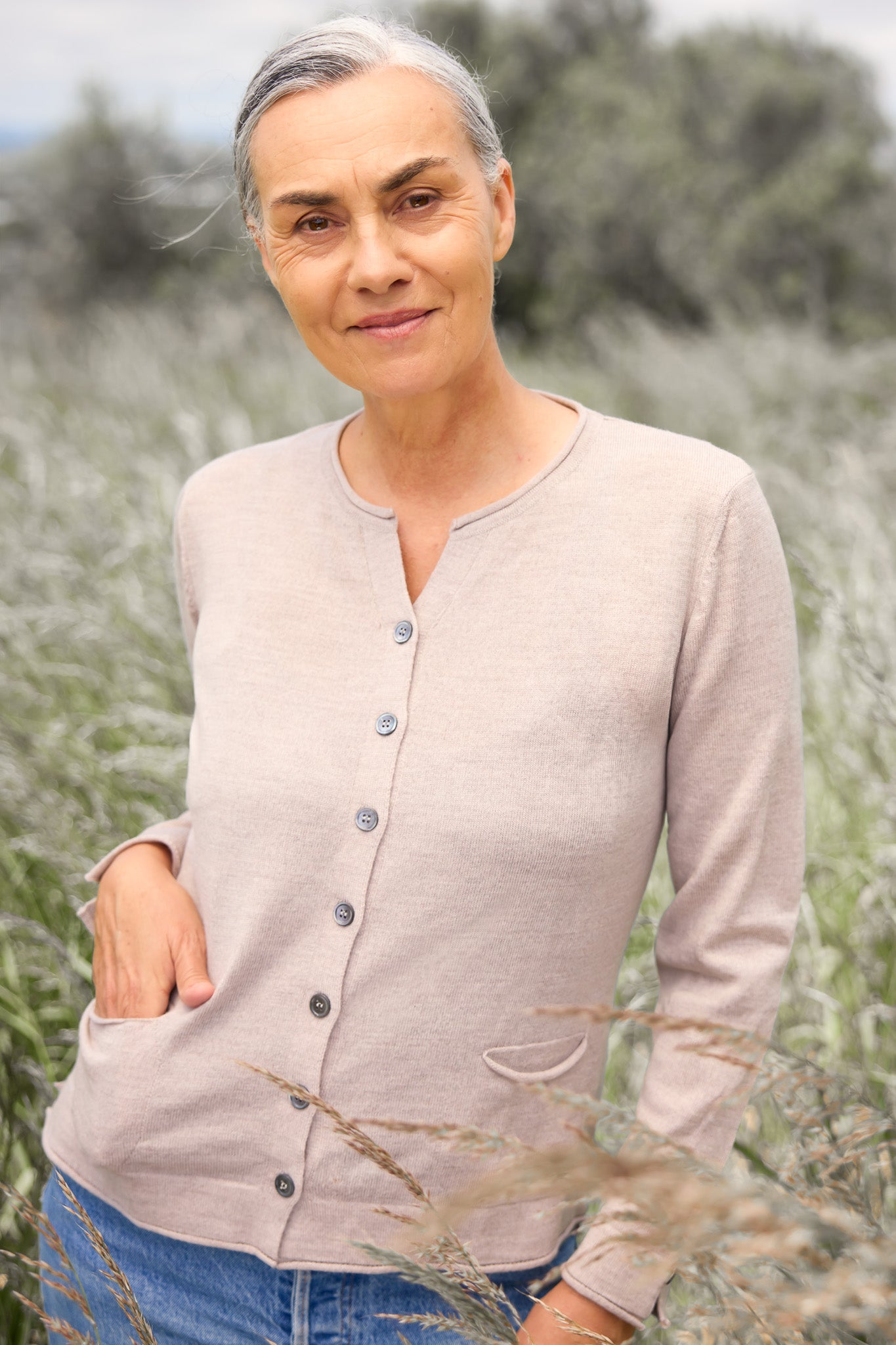 Shell Button Merino Wool Pocket Cardigan Secondary image