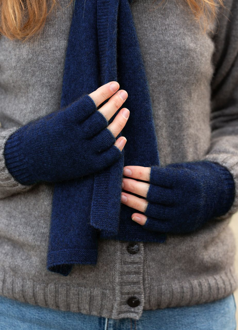 Possum Merino Fingerless Gloves - Noble Wilde