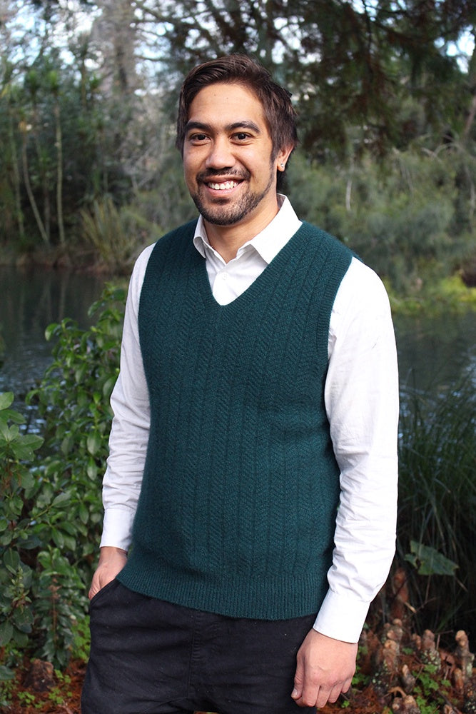 Men's Possum Merino Pullover Vest Secondary image